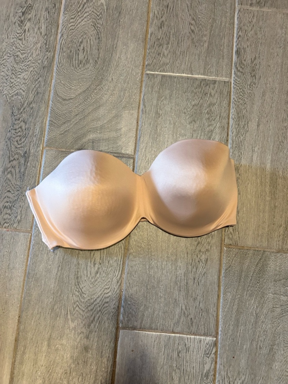 Maidenform Light Beige Women's Bra -size 42D